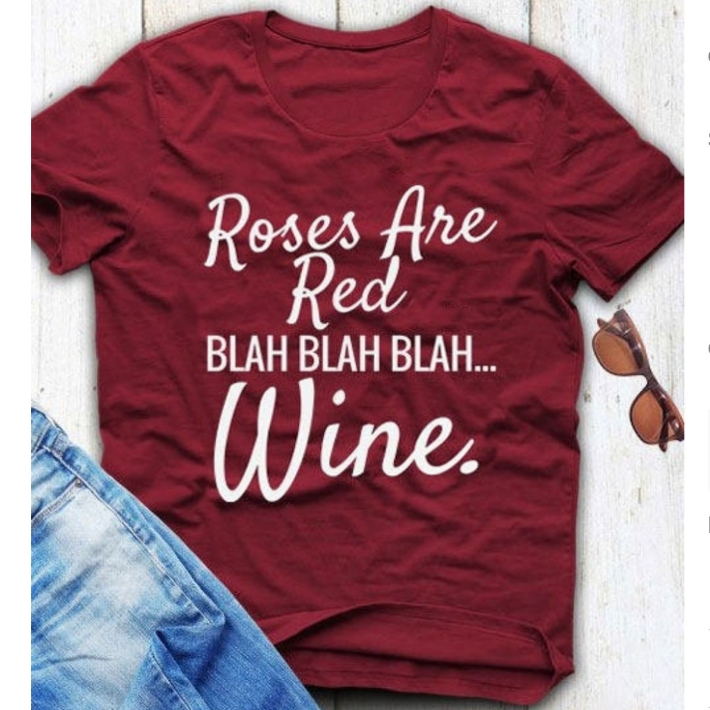 🎉HOST PICK🎉 Wine T-shirt